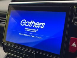 【大画面ナビ】人気の大型10インチナビを装備。存在感のある大画面はインパクト大！ナビ利用時のマップ表示は見やすく、テレビやDVDは臨場感がアップ！いつものドライブがグッと楽しくなります♪