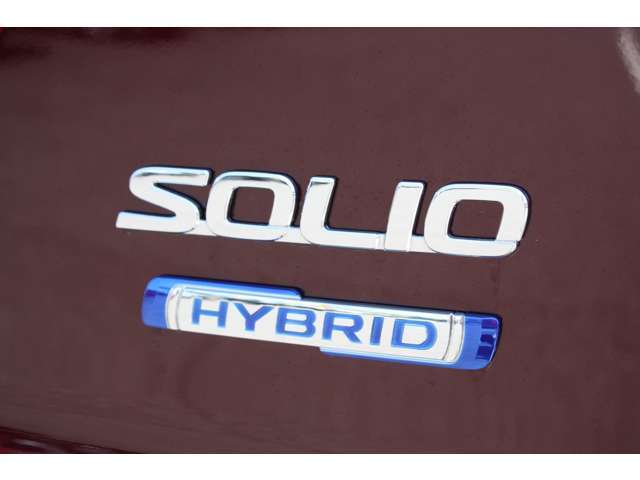 R7.1登録済未使用車 ソリオ HYBRID MZ　LEDヘッドランプ　本革巻ステアリングホイール　シートヒーター　サンシェード　電動パーキングブレーキ　ヘッドアップディスプレイ　スリムサーキュレーター