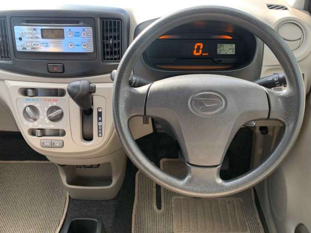 コンチネントは指定整備工場です！店舗に併設しておりますので、納車まではもちろん、納車後の車検、一般整備、カスタムお車の事なら、全て安心、安全にスピーディーに対応させて頂きます！