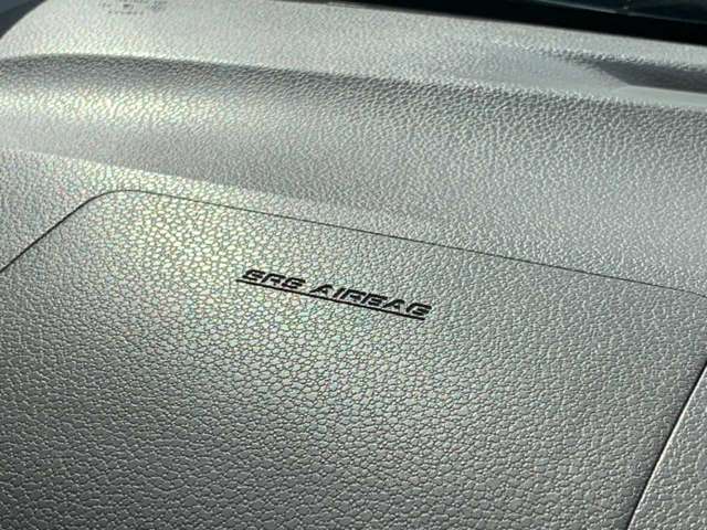 車好きならみんなやってるボディーコーティング施行可能！ボディの艶が違いますよね！小さなキズも目立たなくなります。ピカピカの車をご納車できるのは、お客様は当然ですが、私達もやっぱり嬉しいんです！