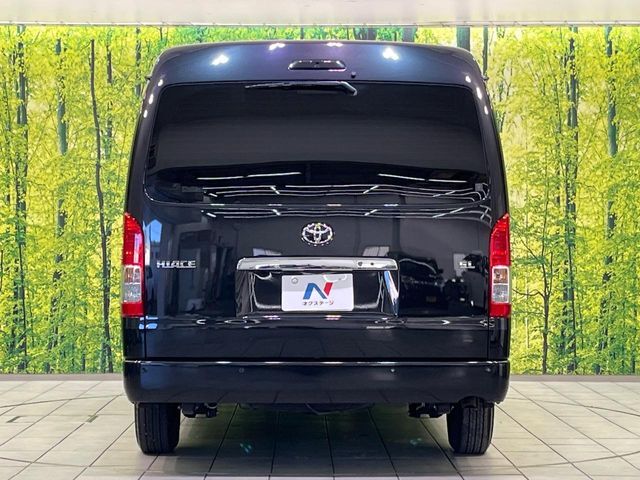 安心の最長10年・走行無制限保証（有償）をご用意。保証内容も充実はもちろん、無料点検＆オイル交換や、年中無休の全国・24時間ロードサービスも付帯されておりますのでご安心下さい。