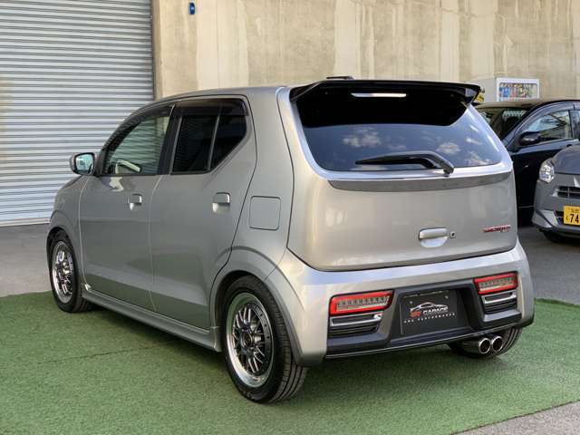 乗ってから決めたいというお客様は、店内敷地内でのご試乗も可能です！現金・クレジットカード・各種ローンもお取り扱いしております。