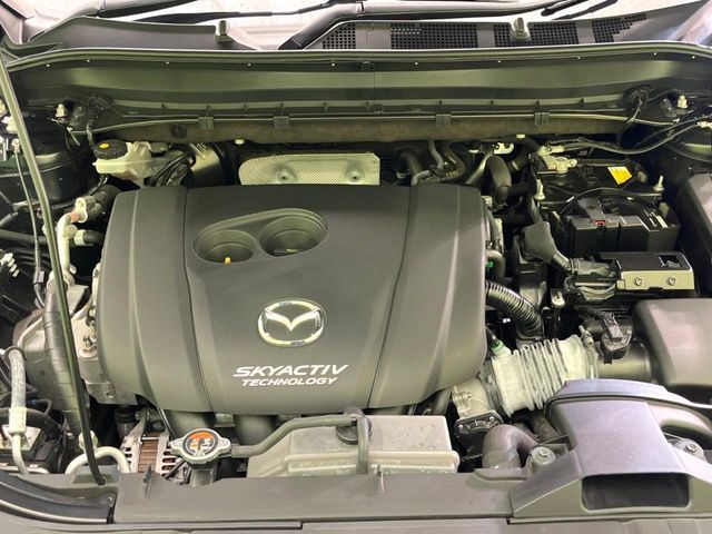 親切・丁寧な専門メカニックスタッフが応対！・車検・点検整備・事故等の修理などアフターサービスも安心。お車のカスタマイズもネクステージのサービススタッフまでご相談ください！