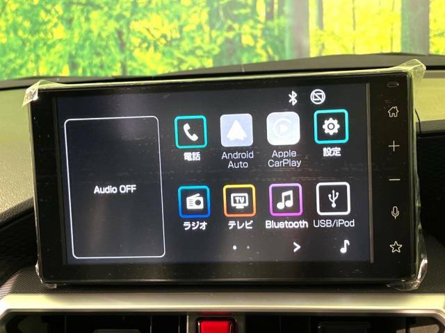 【ディスプレイオーディオ】視認性が高いディスプレイオーディオを装備♪操作性も良好で直感的なソース選択が可能です。