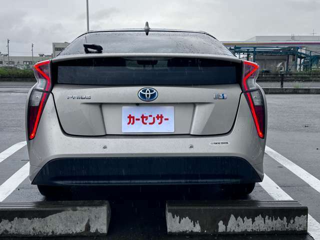 別場所での保管車輌となりますので、実車確認・ご来店の際は【事前に】ご連絡をお願いいたします。