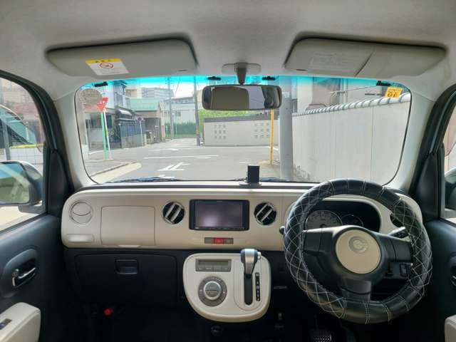 地デジ付きのメモリーナビとETCで、初めての訪問地へも余裕を持って運転できます。