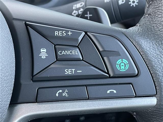 【運転席操作部】快適なドライブを楽しむための機能が装備されています！運転席から触れるので、使いやすいです！除菌プランいれていただくと、さらに清潔で安心していただけます！