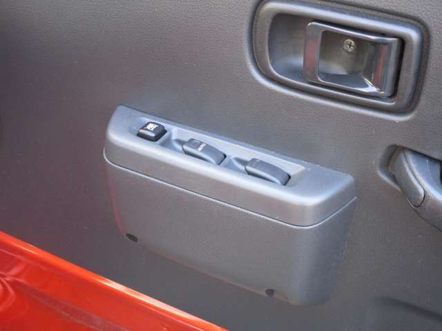 パワーウインドウはマストです♪