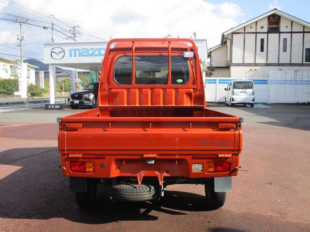 定休日は水曜日ですが、お問い合わせにはなるべく迅速に対応させていただけるよう心掛けてます！