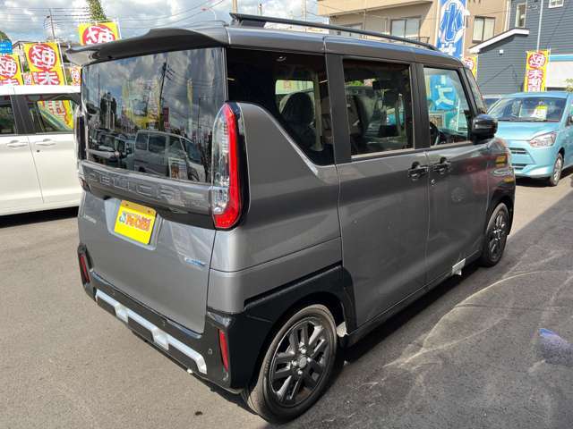 人気の登録済・届出済未使用車やおすすめ中古車を展示中！！各社メーカーの人気の軽自動車・小型車・普通車・大型車まで高須自動車にお任せ下さい！！日々新しい展示車両が続々入荷中です！！