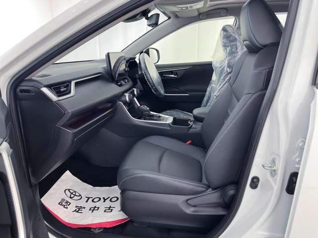 乗り降りがラクラク！アウトドア等にもおすすめ！使いやすい一台です。