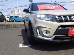 明るく省電力なLEDヘッドランプにオートライトも標準装備です。LEDフロントフォグランプになります。明るく経済的です。
