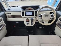 座席は【ベンチシート】仕様です。ゆったりとした乗り心地です。運転姿勢が楽なのでリラックスしてドライブを楽しめます♪