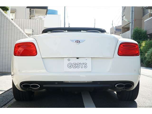 ・エアサスペンション・イモビライザーキーレス・スマートキー・フルタイム4WD　お気軽にお問合せ下さい。03（6432）7522