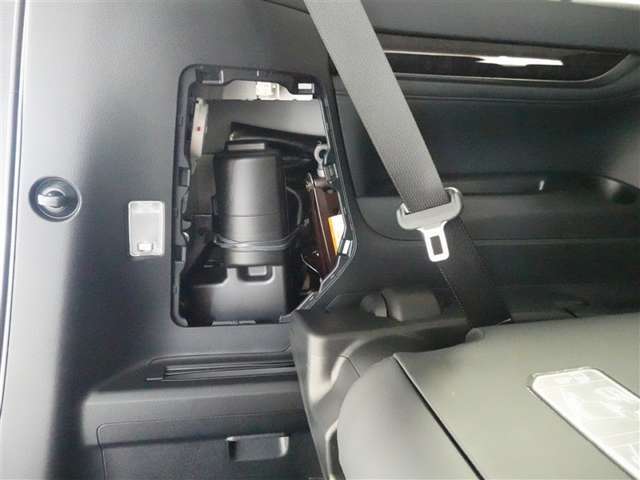 パンク修理を装備しております。