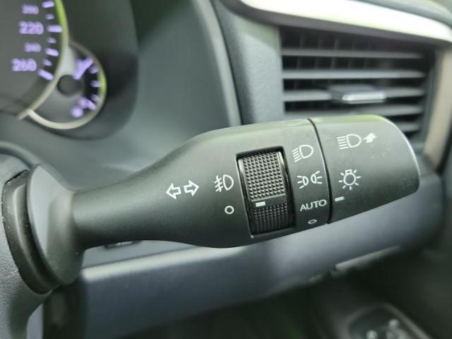 国産車から輸入車まで多様なお客様のニーズのお応えできるように、全国規模で豊富な在庫展開！車のことならWECARSへ！