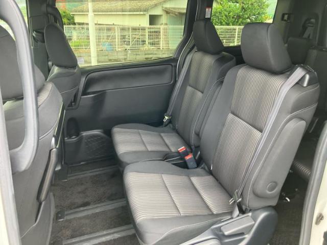 WECARS（ウィーカーズ）は全国250店舗展開！お客様が安心してカーライフをお楽しみいただけるよう社員一同心を込めてサポートいたします。