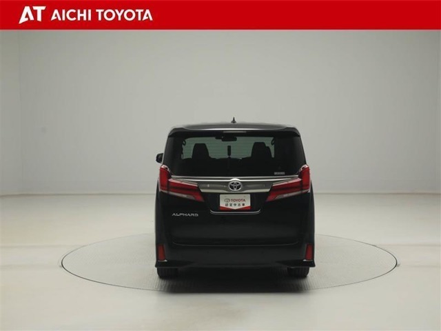 『TOYOTA認定中古車』は「まるごとクリーニング」で綺麗な内外装、「車両検査証」はプロによるチェック、買ってからも安心の「ロングラン保証」、3つの安心安全を標準装備したトヨタのブランドU-Carです