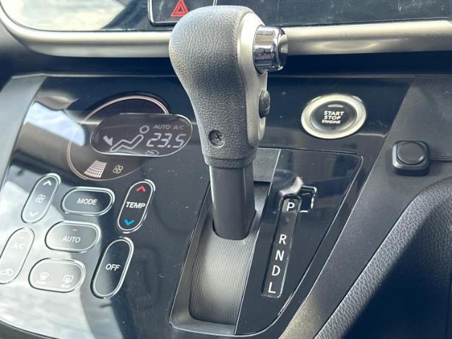 お車に合わせて無料保証以外にも、保証範囲、期間、距離を拡充させた有料保証もご用意しております！中古車の購入が初めてで不安・・・というお客様もご安心ください！