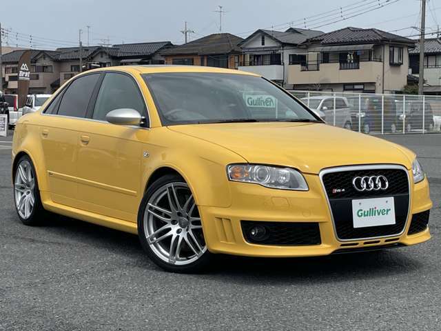 【拠点工場の設備】拠点のガリバー関東商品化センターは、車検・整備はもちろん板金・クリーニング設備までを網羅。大型設備でスポーツカー選びをサポート致します。