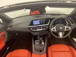 多様なコーティング（リアルガラスコート、GGG、ハイモースコート）を取り揃えております。日頃のお手入れがより一層楽になるコーティングをお試しくださいませ。