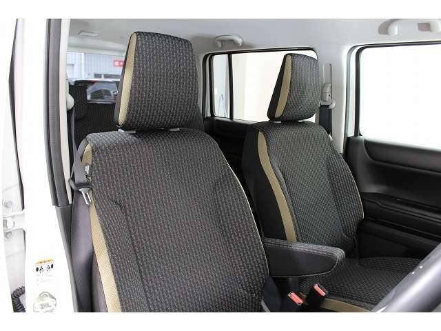 ホイールやタイヤなどのお手入れのご相談も可能です！ご購入頂いたお車を綺麗にお乗り頂けるようにサポートいたします！
