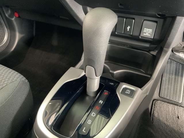 シンプルで使いやすいシフトノブ