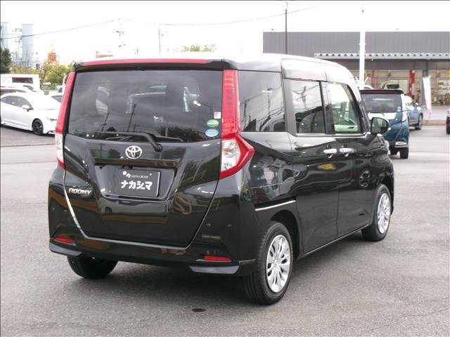 【安心のキッズルーム】　キッズルームももちろん完備しております。小さなお子様とご一緒でも、ゆっくりとクルマ選びが出来る環境を整えております。