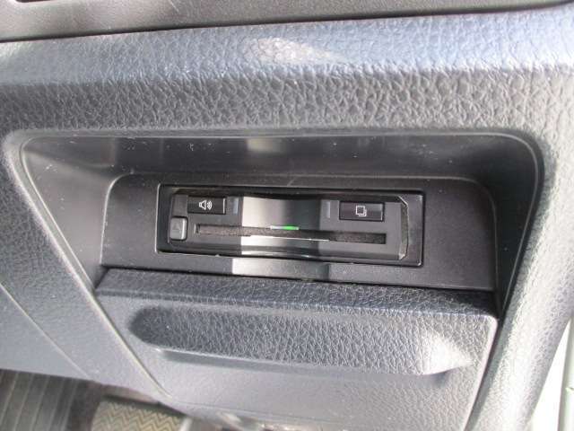 今や高速運転の必須アイテムとなりましたETC　これからのシーズン、是非遠出や旅行へ！快適なお時間を演出致しますよ！