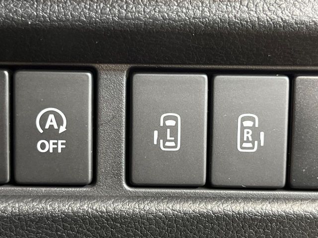 【両側パワースライドドア】スマートキーや運転席のスイッチで後席両側スライドドアの開閉が可能♪電動だから力を入れてドアを開ける必要が無く、小さなお子様でも簡単に開け閉めでき快適です♪