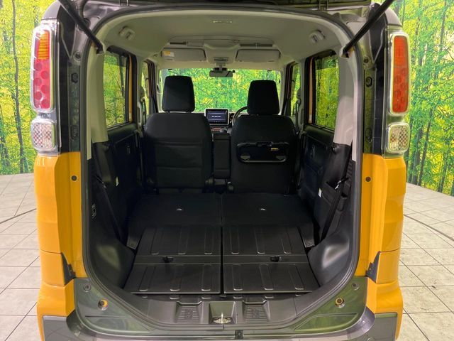 普段のお買い物や通勤、送迎等に十分な荷室スペースを確保しております。セカンドシートを倒すと、大きな荷物の積載も可能です♪