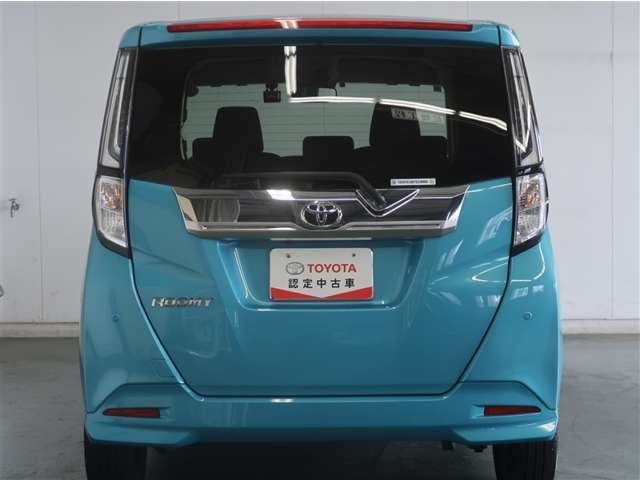 広々とした車内空間に優れた燃費性能。更にデザインも上質で人気のお車です！