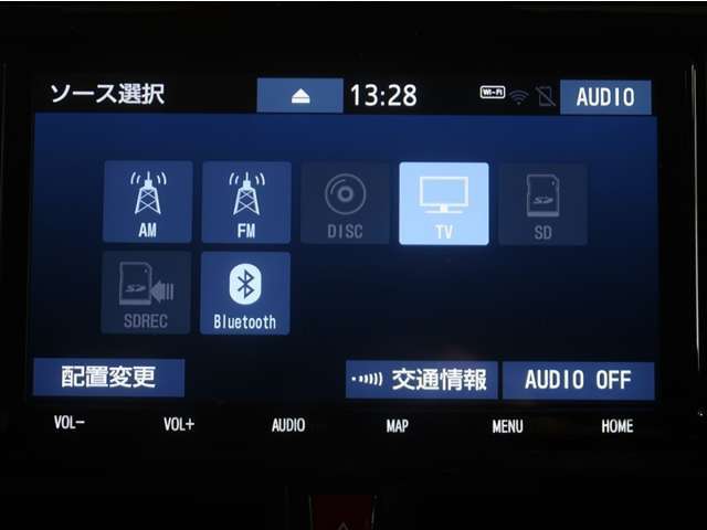 車内でCD DVD等、様々なメディアが楽しめます。