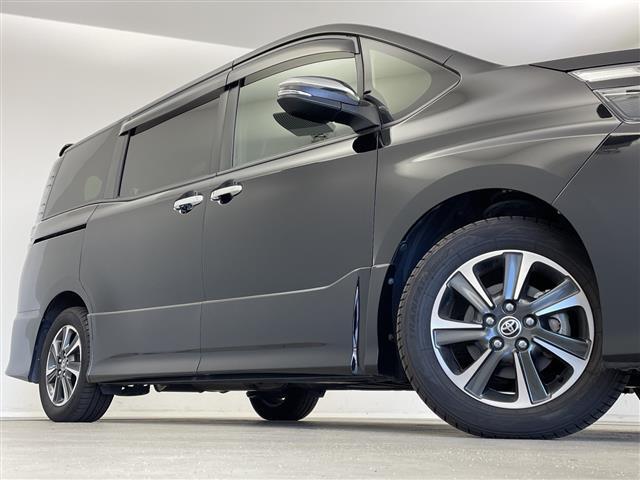 【タイヤ・ホイール】足回りもかっこよく決まってます！社外のアルミやスタッドレスタイヤも取り扱いございます！！ドレスアップもカスタマイズもお任せください！！