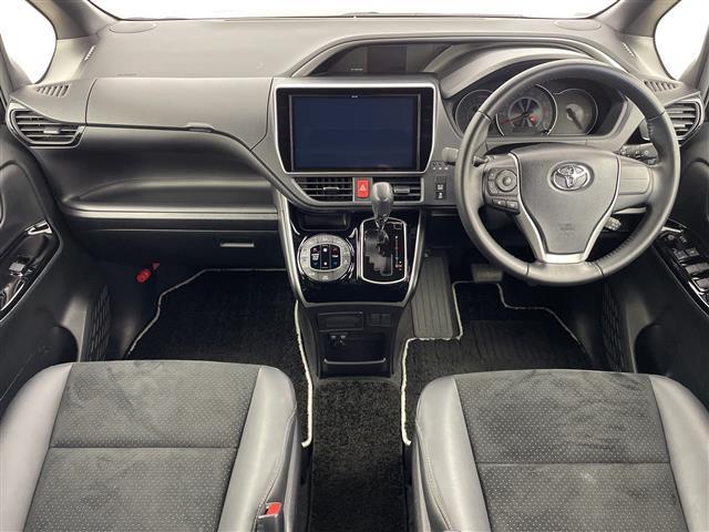 【インパネ全体】全方位で視界が広く、高い目線で運転もしやすいです！