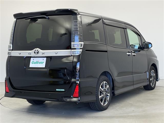 【右斜後】ガリバーの保証は、走行距離が無制限！電球や消耗品、ナビ等の社外品も保証対象。末永いカーライフに対応する充実した保証内容（保証期間によって保証内容は変わります。)