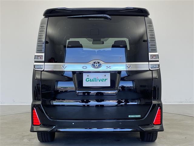 【後】北は北海道から南は沖縄まで、ご購入いただいたお車は全国にご納車が可能です！お電話、メール、動画などでリモートでお車のご案内も可能です！親切、丁寧に対応させて頂きますのでお気軽にご相談ください！