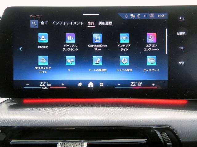 ◆iDriveを装備。操作系統をディスプレイから独立させることで、人間工学に基づいた最適な運転環境を実現しております。◆