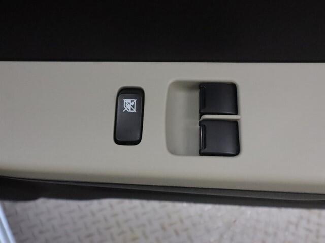 全国のお客様に向けて販売可能です。インターネットを主とした販売台数が約半数のお店です♪日本全国どの地域にも納車可能です♪掲載画像ではわからない傷、程度のご説明、気になる箇所の追加写真の案内も可能です♪