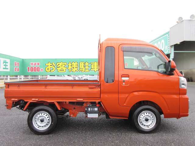 ドアバイザー付きで雨の日の換気も安心ですね！！