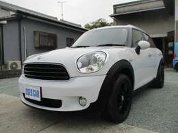 することにより車が届いた時にこの傷は？ということも無いくらい仕上げておりますので画像よりも現車の方が綺麗です。最終的にガラスコーティングを施工致しておりますので安心してご検討頂いて結構です。