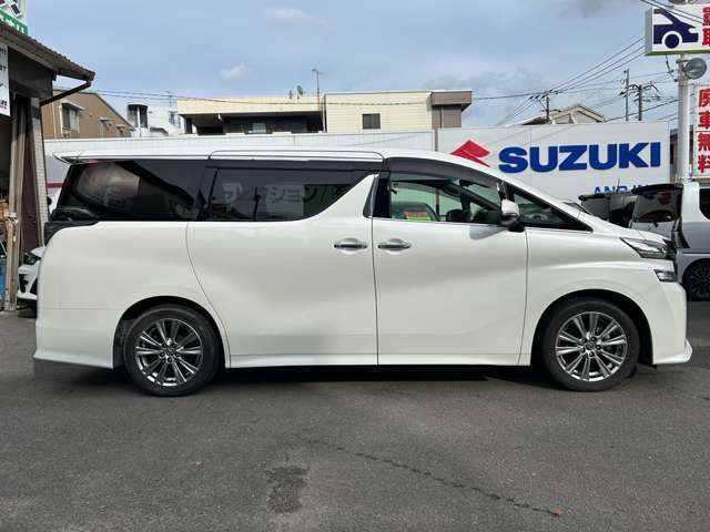 カーセレクションは常にお客様の視点に立ち、購入後も安心してご満足頂けるおクルマのみをご提供致します。