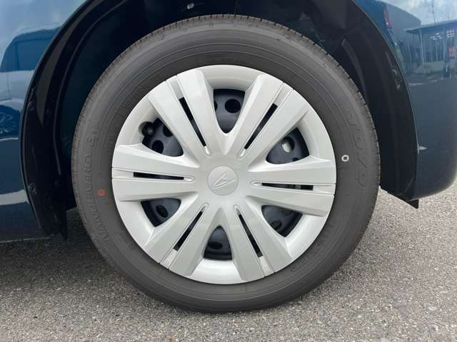 ☆車の保険は買ったところで加入するのがベストです。保険に関しても大手保険代理店をしておりますので安心してお任せください。不慮の事故の際も自社鈑金工場と連携して修理を進めてまいります☆