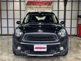 当店では、外装から内装までスタッフが心を込めて磨き上げております。