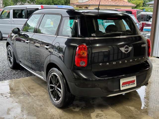 日頃のメンテナンス～大きなトラブルまで納車後の万が一の事もお任せください！キャリアカー（積載車）も完備しております。