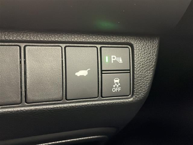 【運転席操作部】『運転席周辺の装備』の画像になります。快適なドライブを楽しむための機能が装備されています！運転席から触れるので使いやすいです！