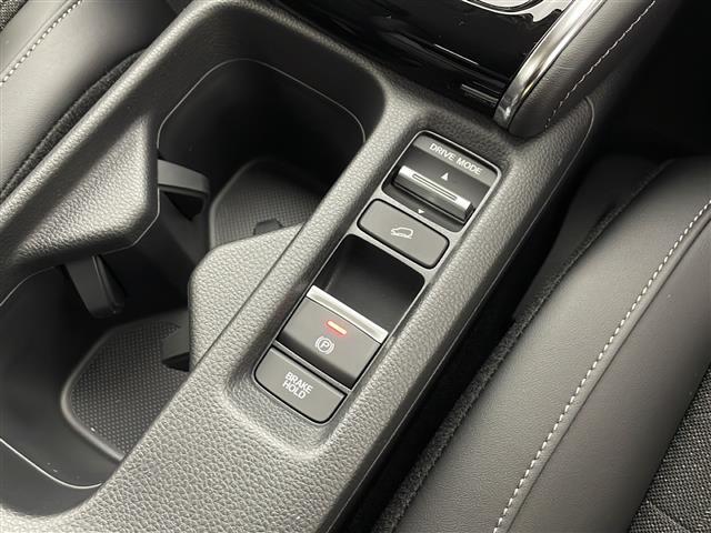 【窓操作部】『窓周辺/窓周辺装備』の画像になります。写真の内容に関してご不明点、ご質問等がございましたらお気軽にガリバー店舗までお問い合わせください。