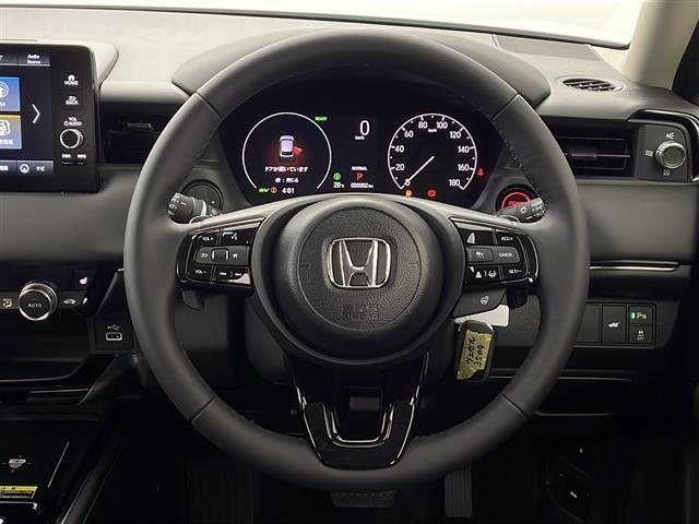 【ハンドル】『ハンドル/ステアリング』の画像になります。写真の内容に関してご不明点、ご質問等がございましたらお気軽にガリバー店舗までお問い合わせください。