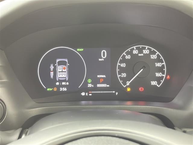 【スピードメーター】『スピードメーター』の画像になります。メーターがシンプルで見やすく運転しやすいですね！