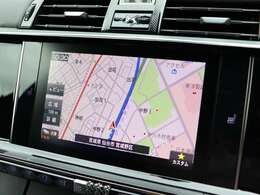 安心してカーライフを始めていただくことが出来るよう、納車前にディーラー整備工場もしくは熟練メカニックが在籍する輸入車専門の整備工場にて点検を行い、必要な整備を実施いたします。